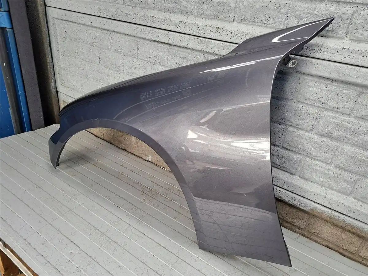 Aripa fata stanga Alfa Romeo Giulia