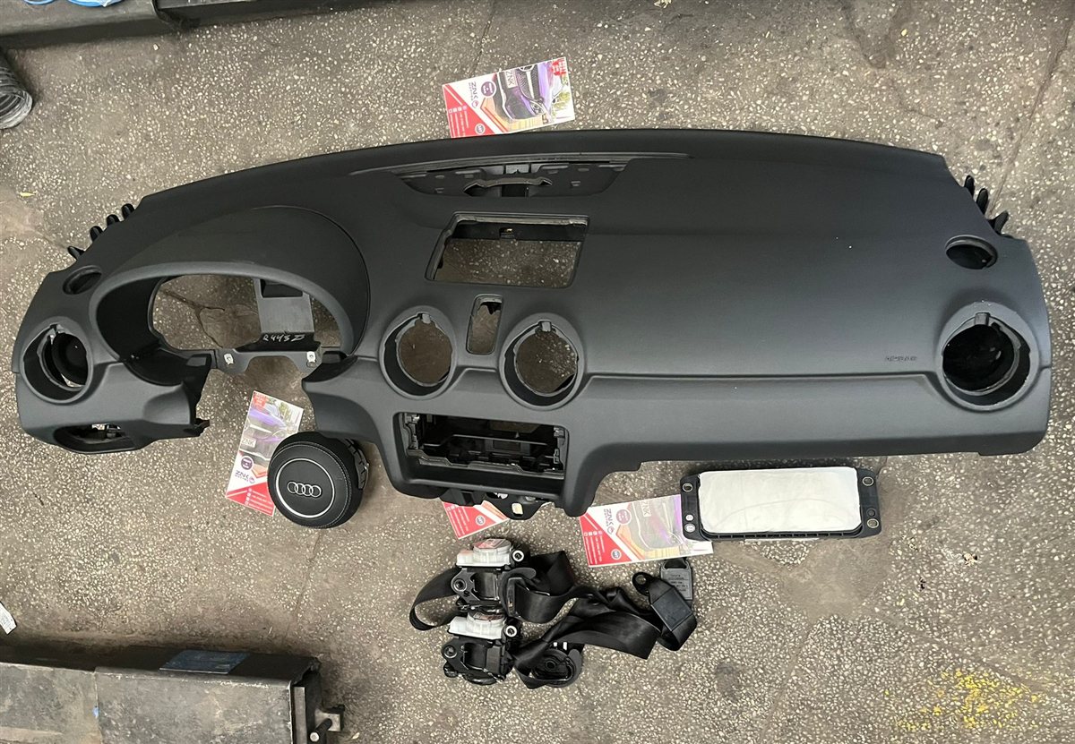 Audi A1 8X Kit S Line
