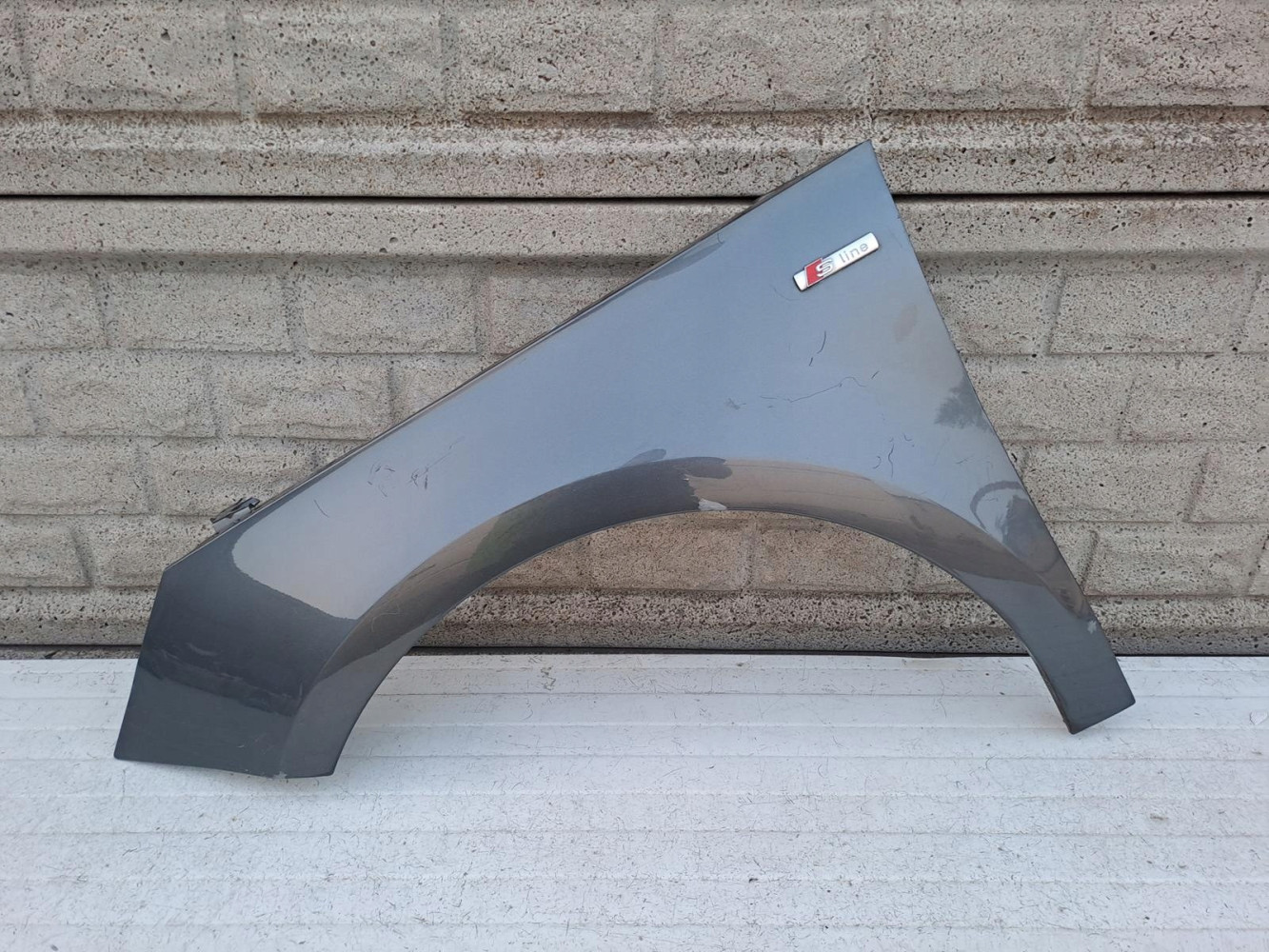 Aripa fata stanga Audi A1 8x0 2010 2017