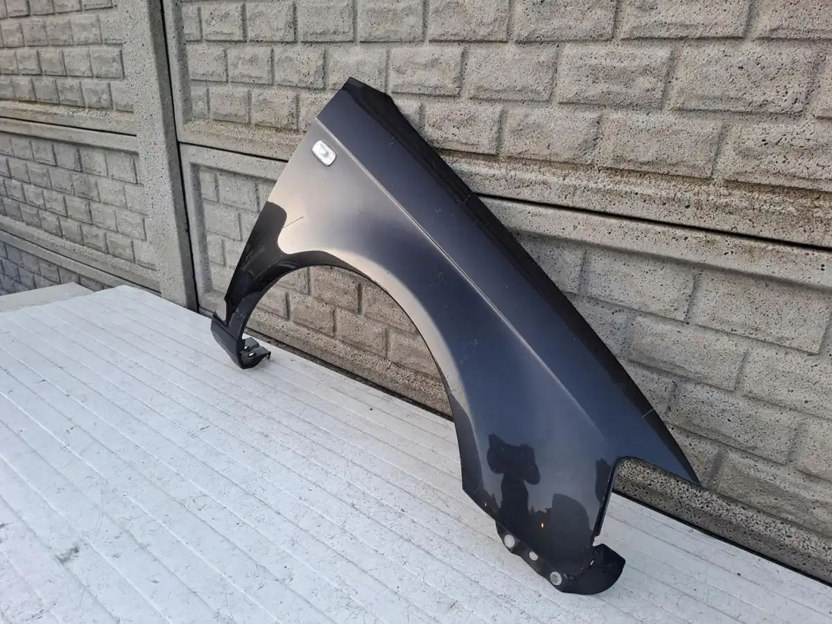 Aripa fata dreapta Audi A3 8p0 03 08 Przed Lift