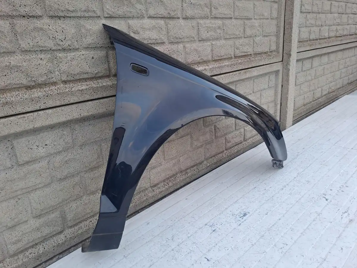 Aripa fata dreapta Audi A3 8p0 03 08 Przed Lift