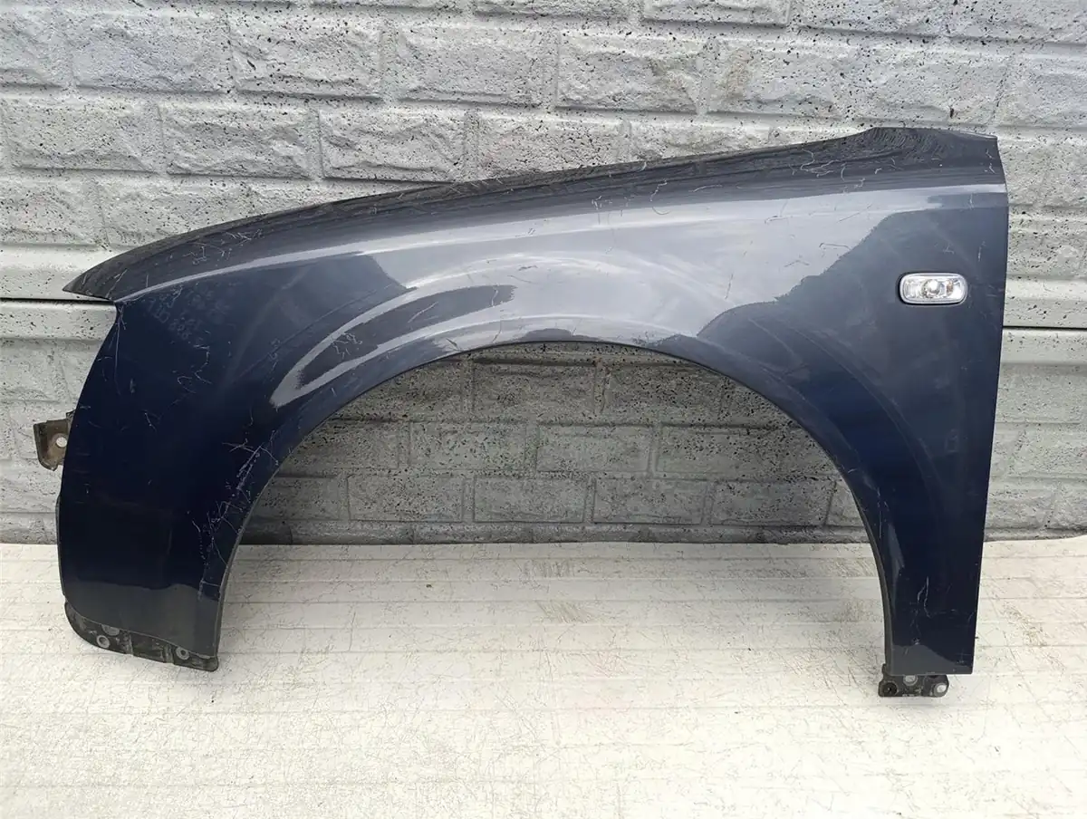 Aripa fata stanga Audi A4 B6 8e0 00 04