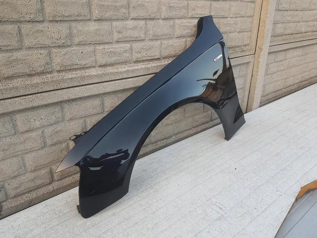 Aripa fata stanga Audi A4 B8 Lift 12 16