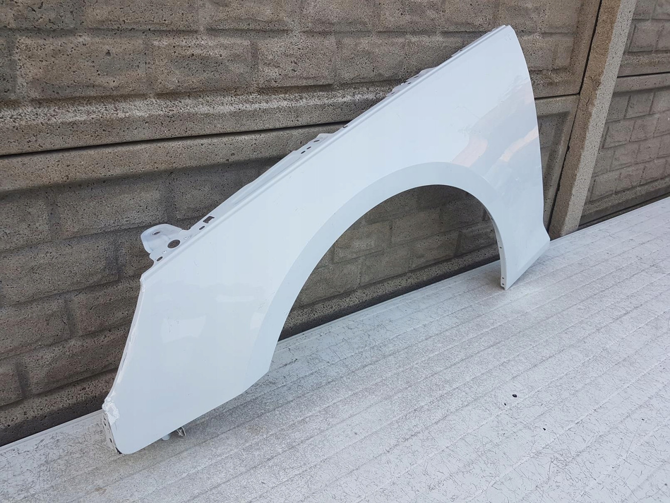 Aripa fata stanga Audi A4 B9 8w 2015 2020 - Image 3