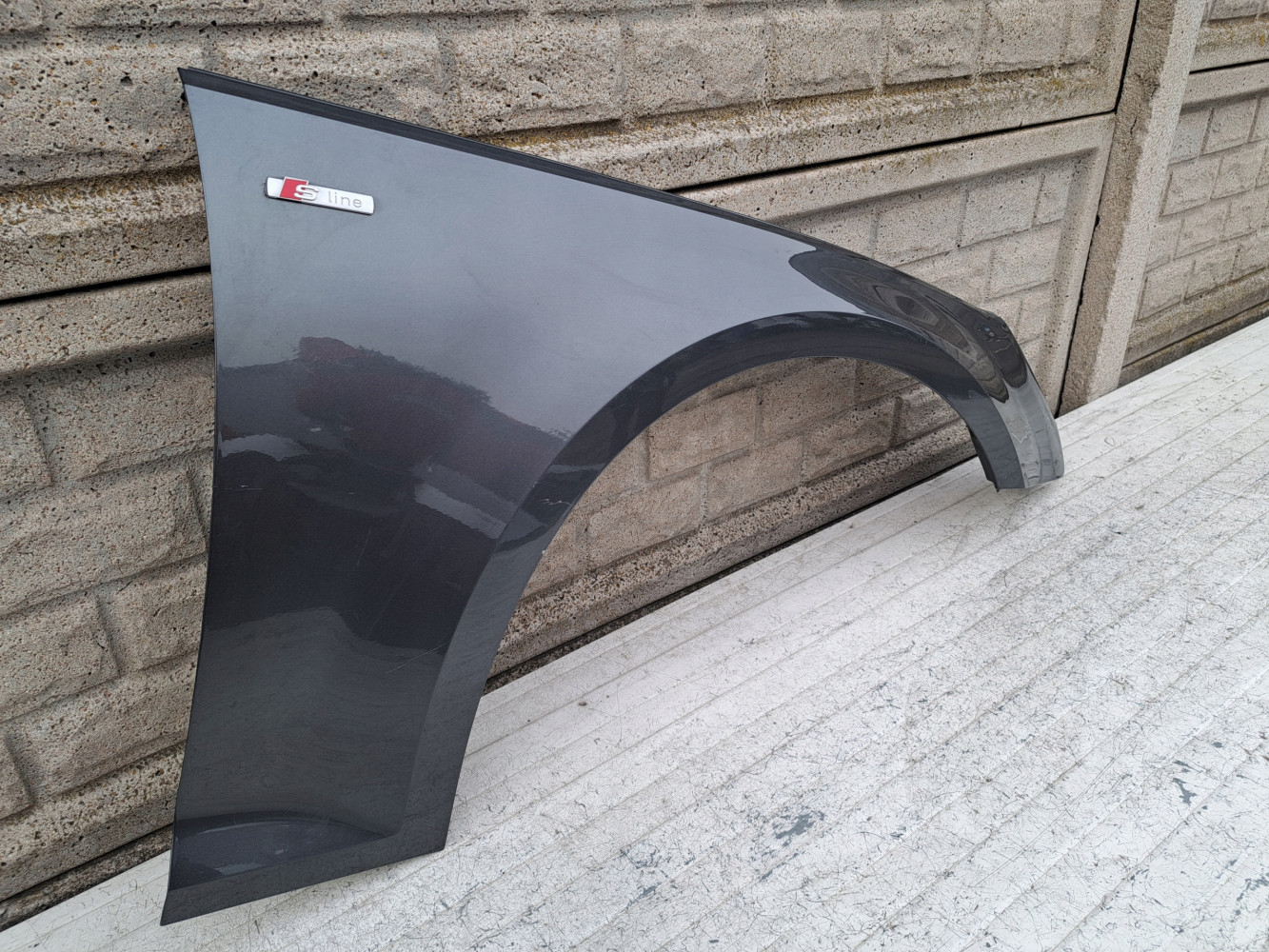 Aripa fata dreapta Audi A4 B9 8w 2015 2020 - Image 3