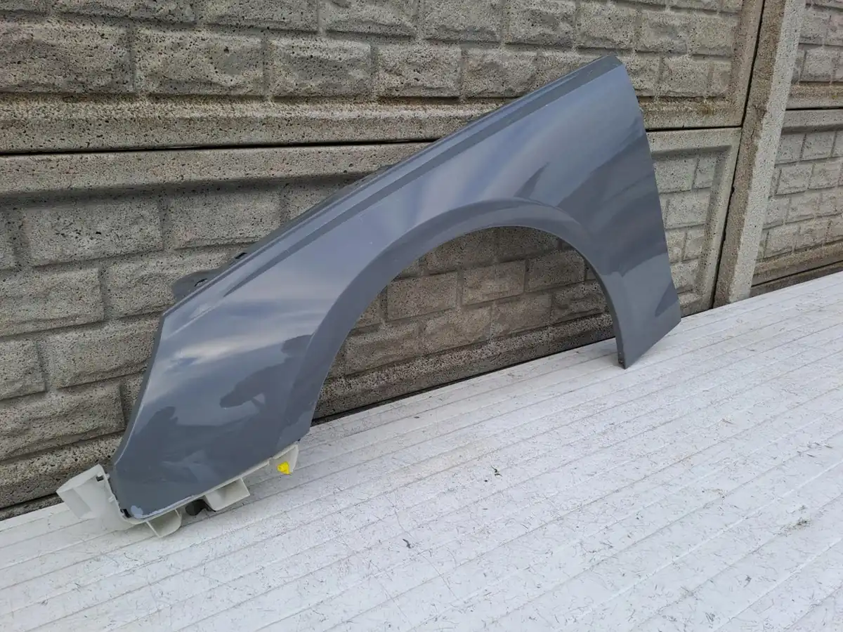 Aripa fata stanga Audi A4 B9 8w0 Lift 19 24