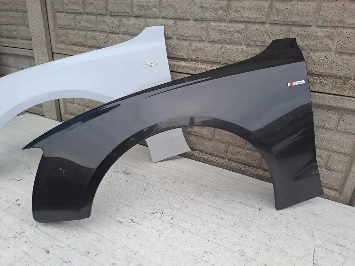 Aripa fata stanga Audi A5 8t0 2008 2016