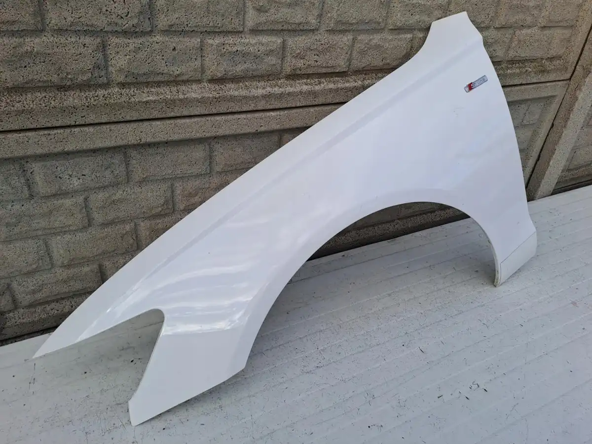 Aripa fata stanga Audi A6 C7 4g0 11 17