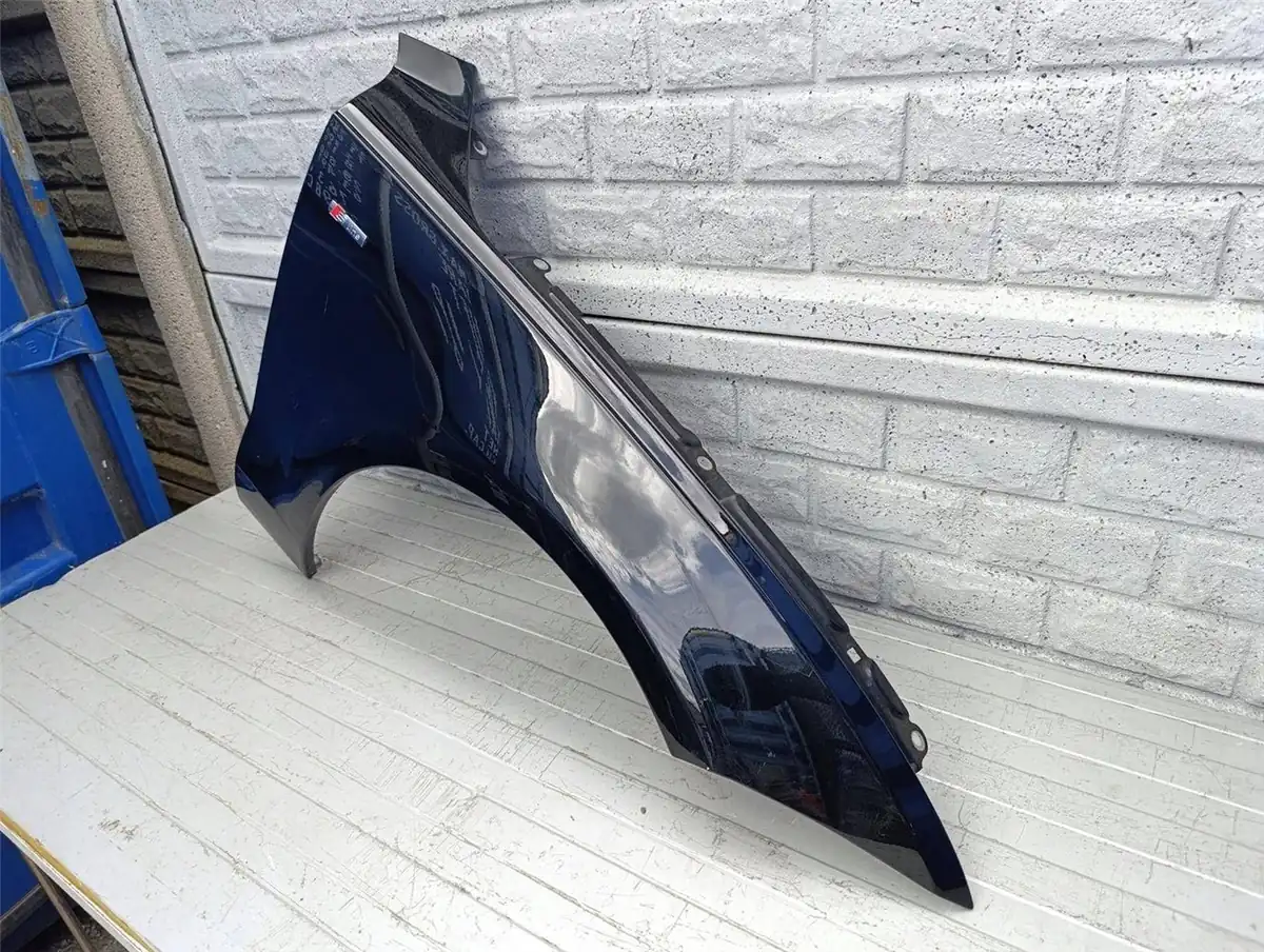 Aripa fata dreapta Audi A7 4g 4g8