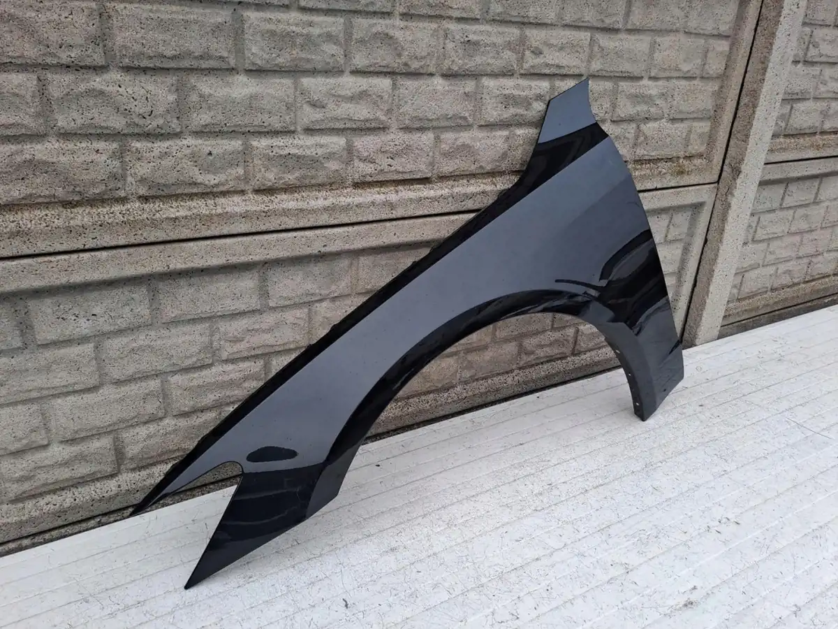 Aripa fata stanga Audi A7 C8 4k 18 24
