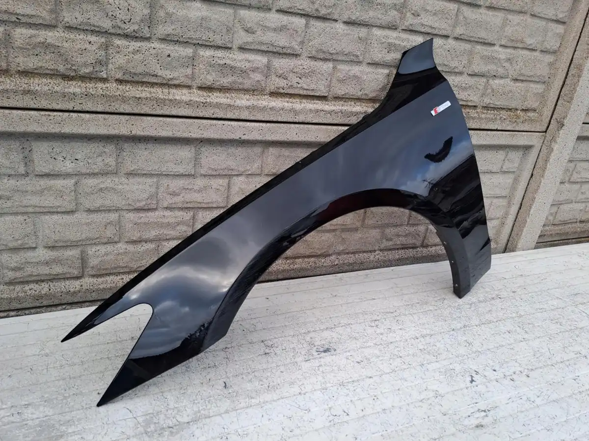 Aripa fata stanga Audi A7 C8 4k 18 24