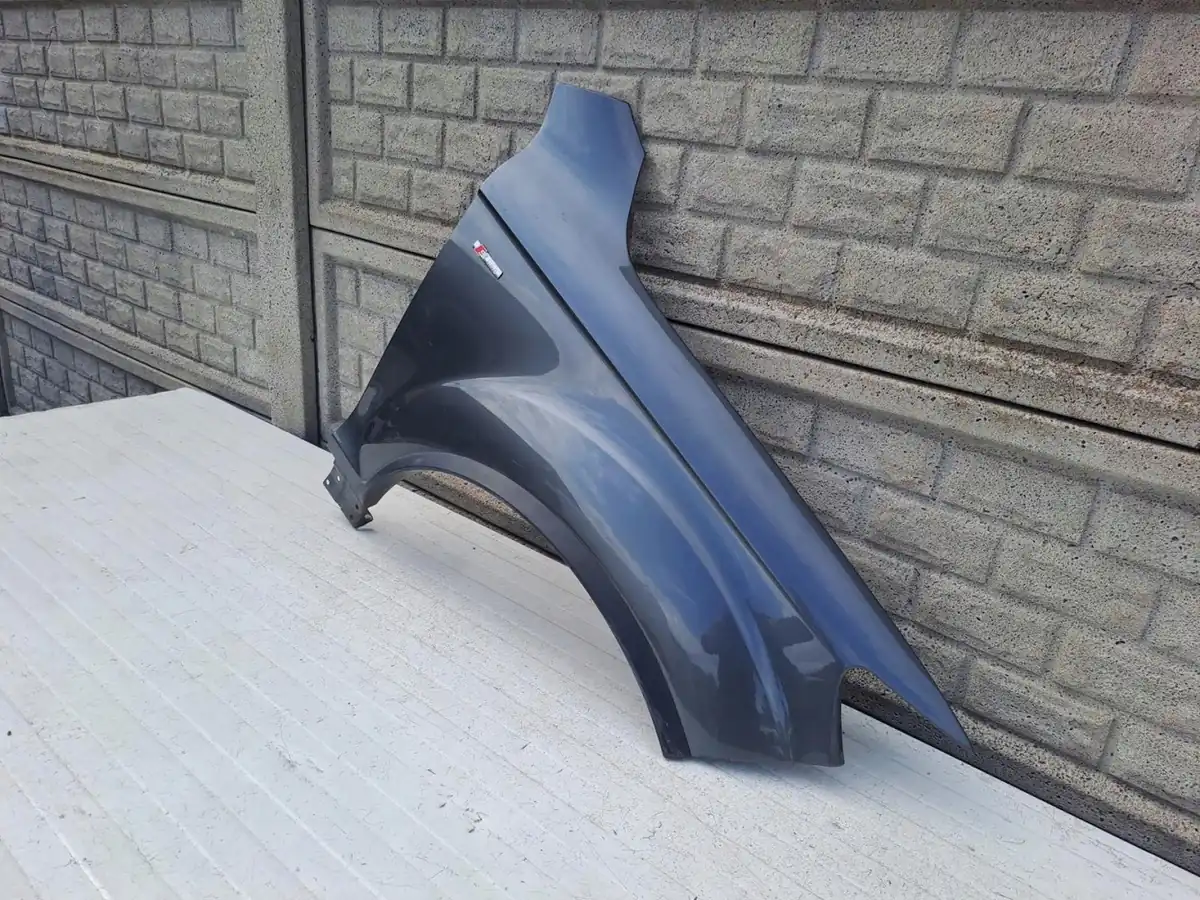 Aripa fata dreapta Audi Q7 4l 2005 2014