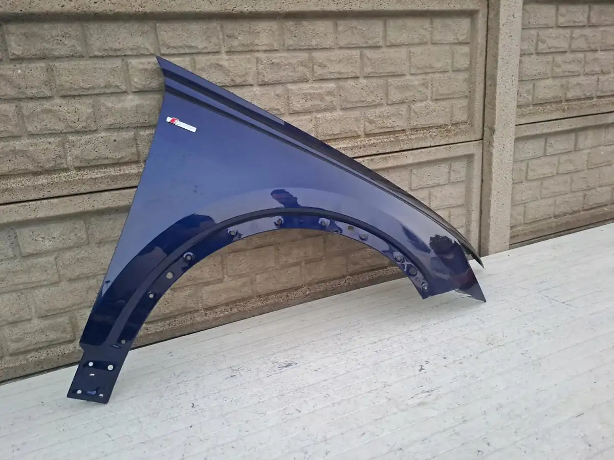 Aripa fata dreapta Audi Q8 Q 8