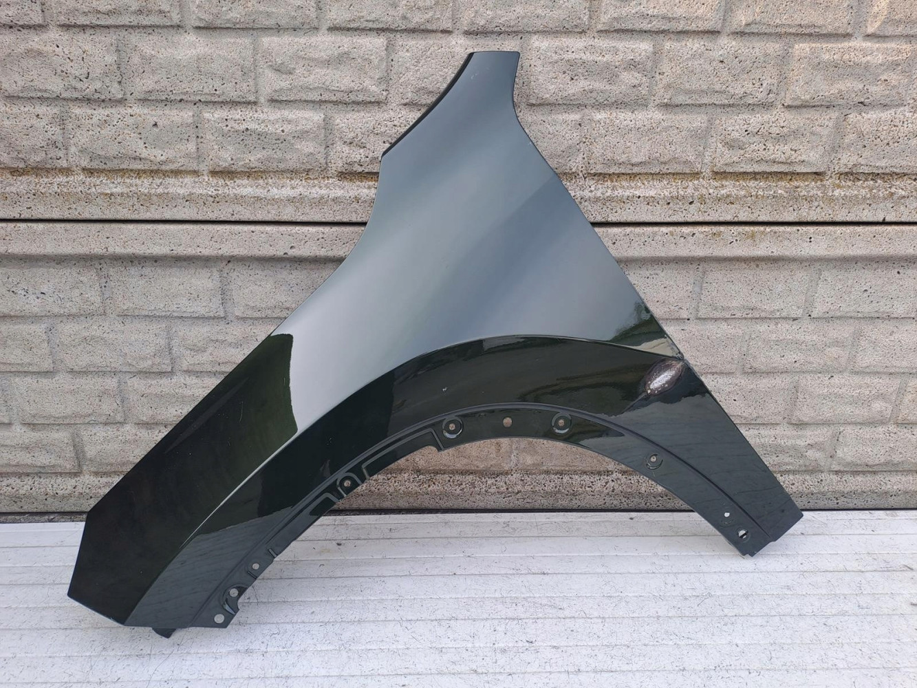 Aripa fata stanga BMW X1 U11 2022