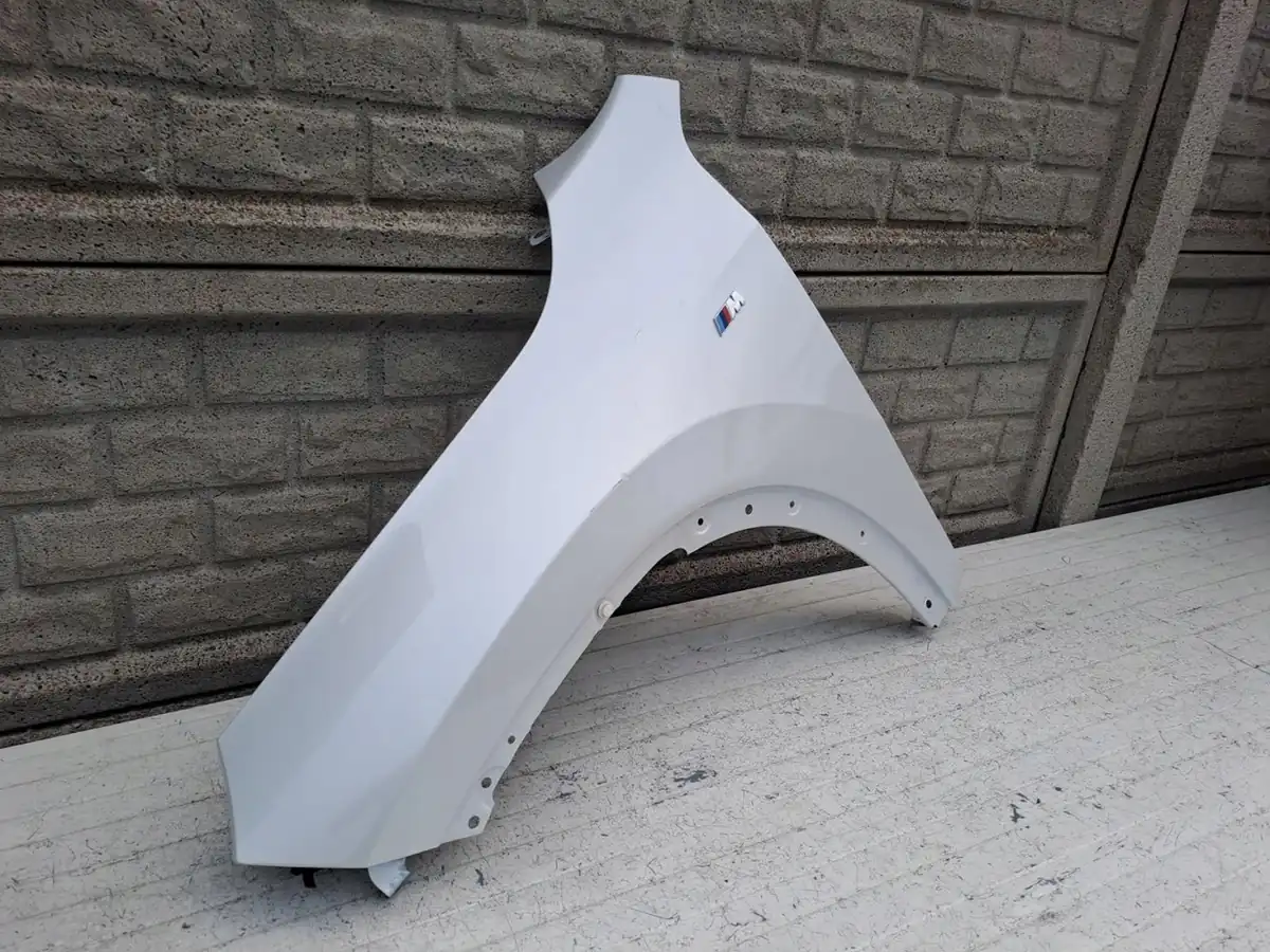 Aripa fata stanga BMW X1 U11 2022