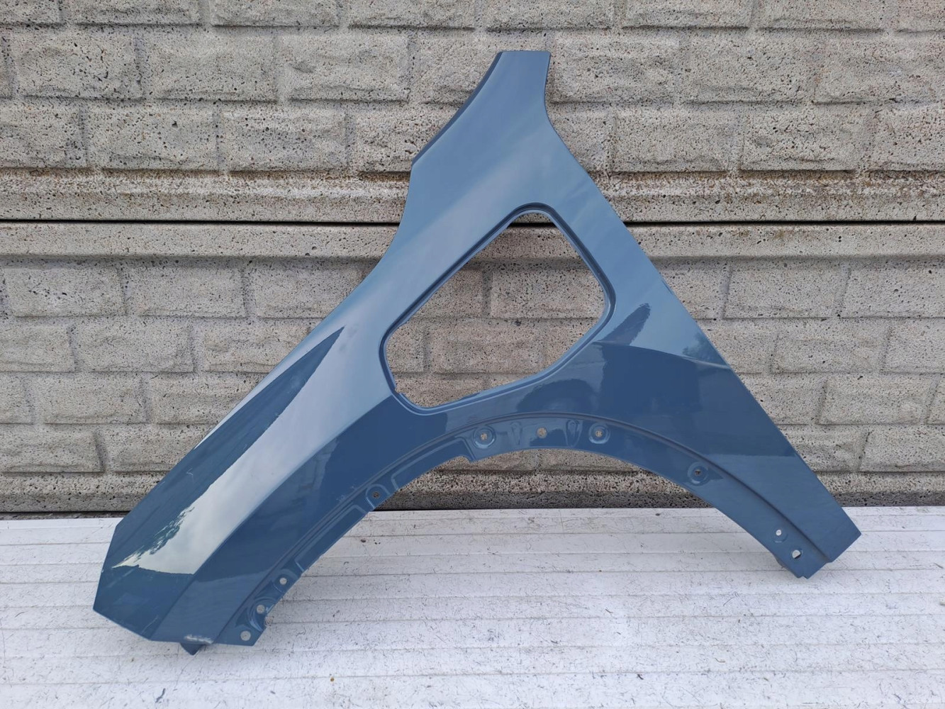Aripa fata stanga BMW X1 U11 Hibrid 2022