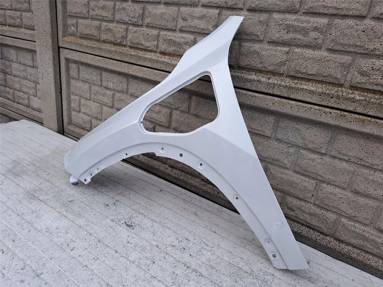 Aripa fata stanga BMW X1 U11 Hibrid 2022 Oryginal - Image 3