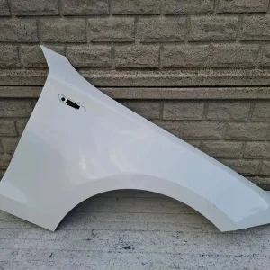 Aripa fata dreapta BMW 1 E81 E82 E87 E88 04 11