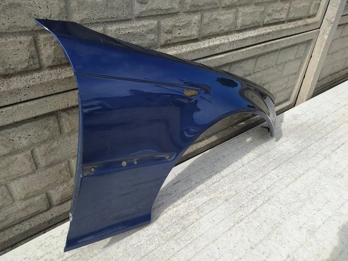 Aripa fata dreapta BMW 3 E46 Lift Coupe Cabrio