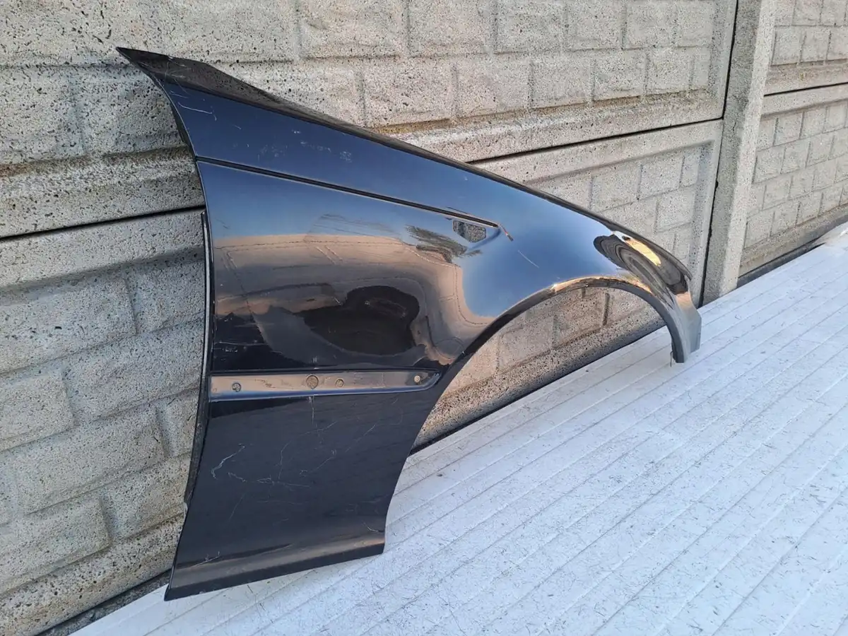 Aripa fata dreapta BMW 3 E46 Lift Coupe Cabrio