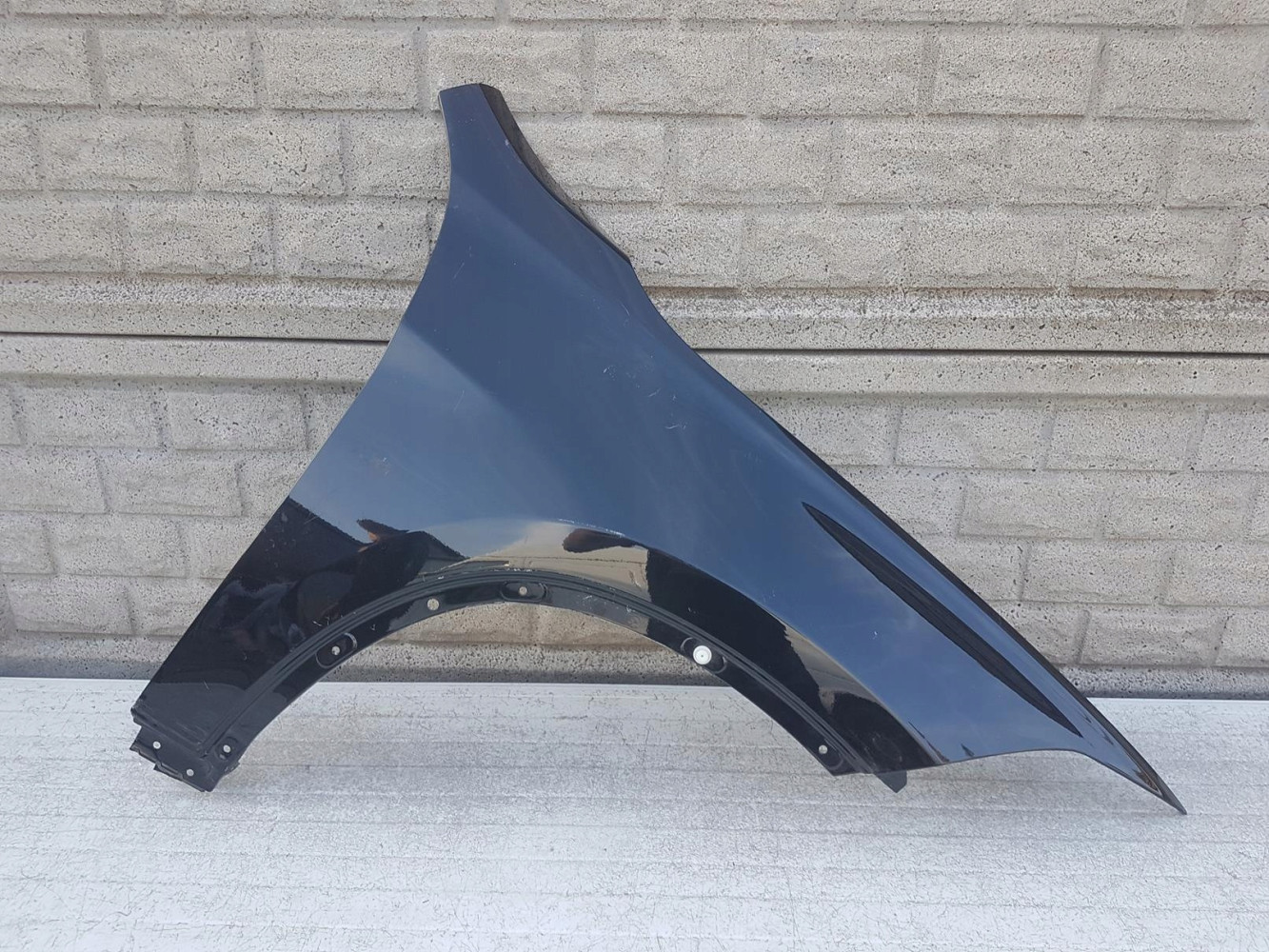 Aripa fata dreapta BMW X1 F48 2015 2022