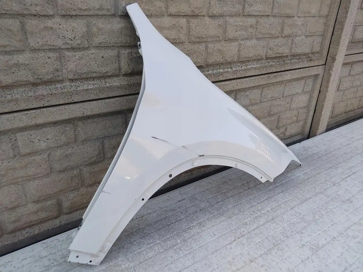 Aripa fata dreapta BMW X1 F48 2015 2022