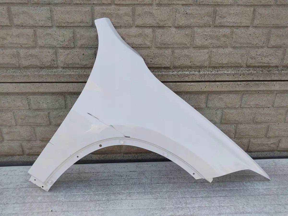 Aripa fata dreapta BMW X1 F48 2015 2022