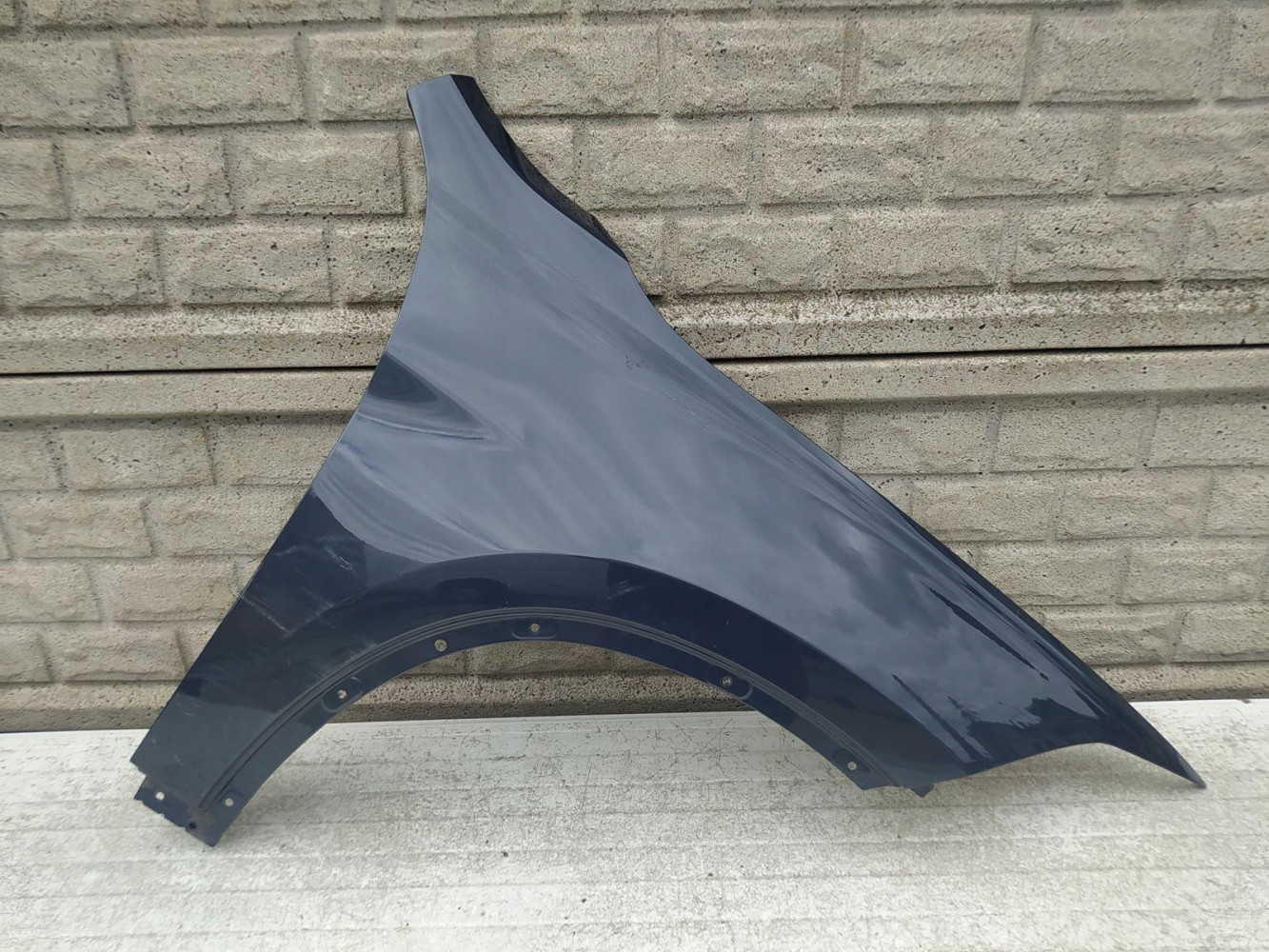 Aripa fata dreapta BMW X1 F48 2015 2022