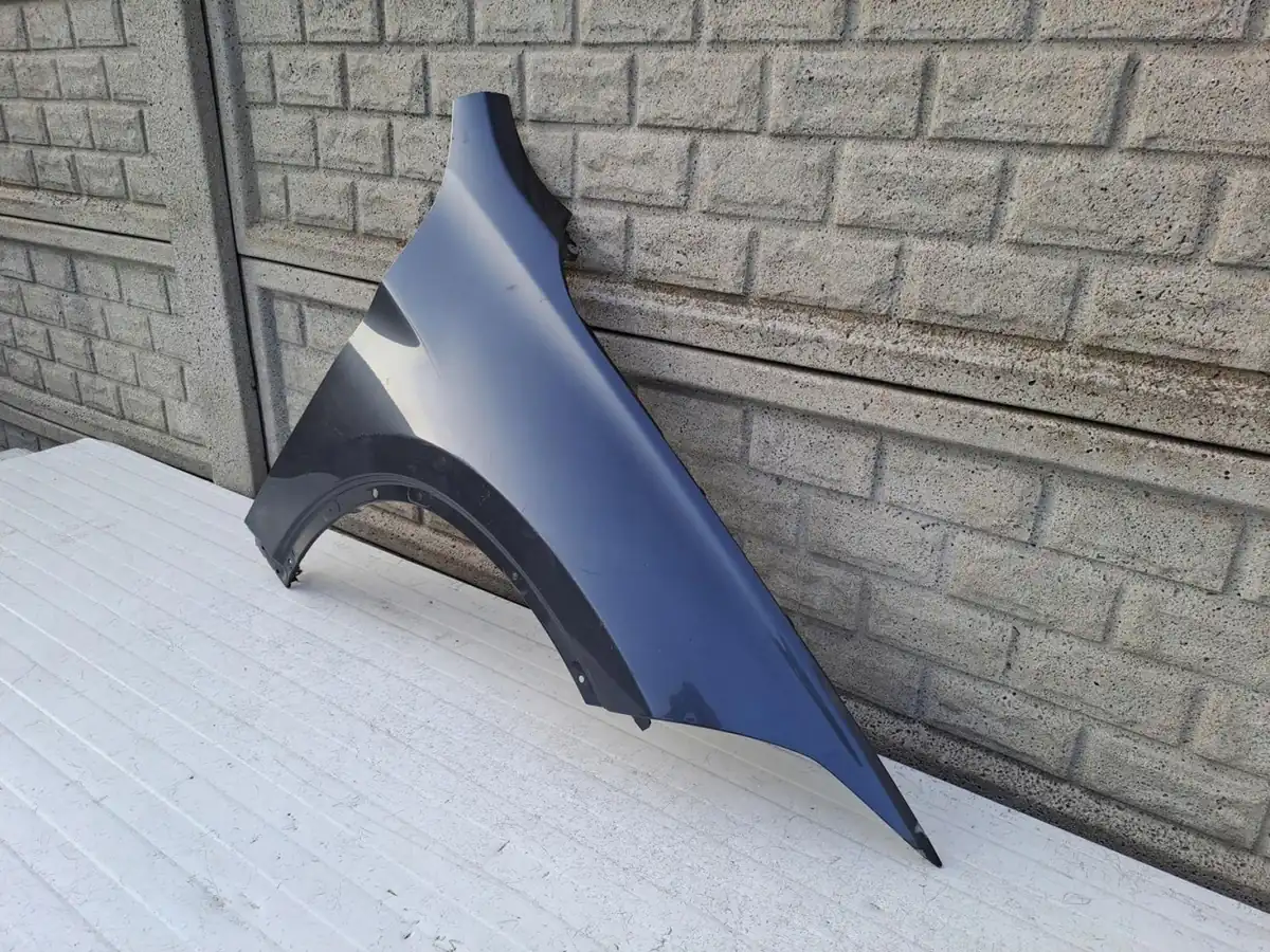 Aripa fata dreapta BMW X1 F48 2015 2022