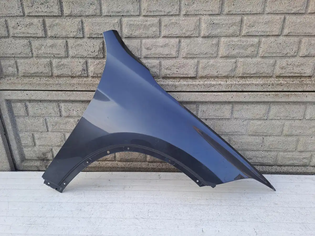 Aripa fata dreapta BMW X1 F48 2015 2022