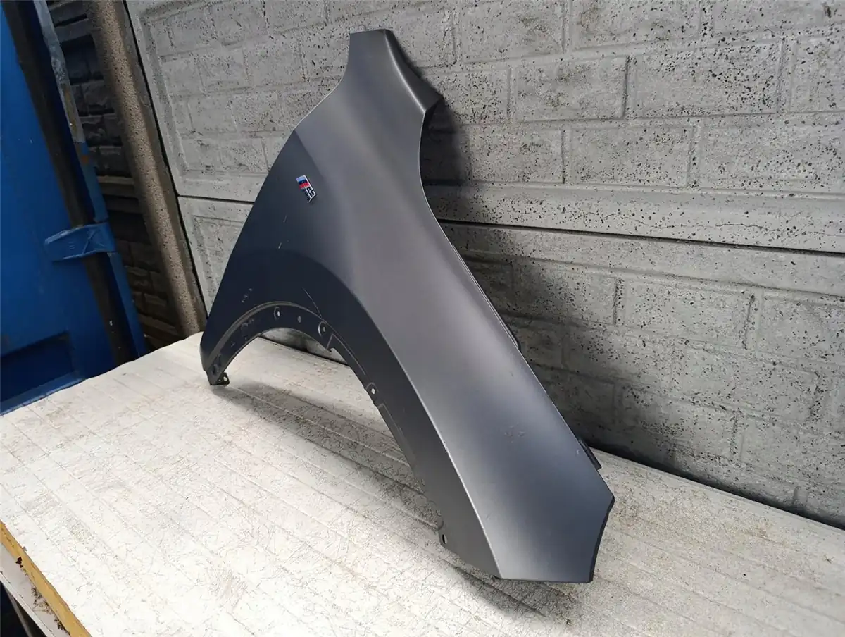 Aripa fata dreapta BMW X1 U11 2022 Oryginal