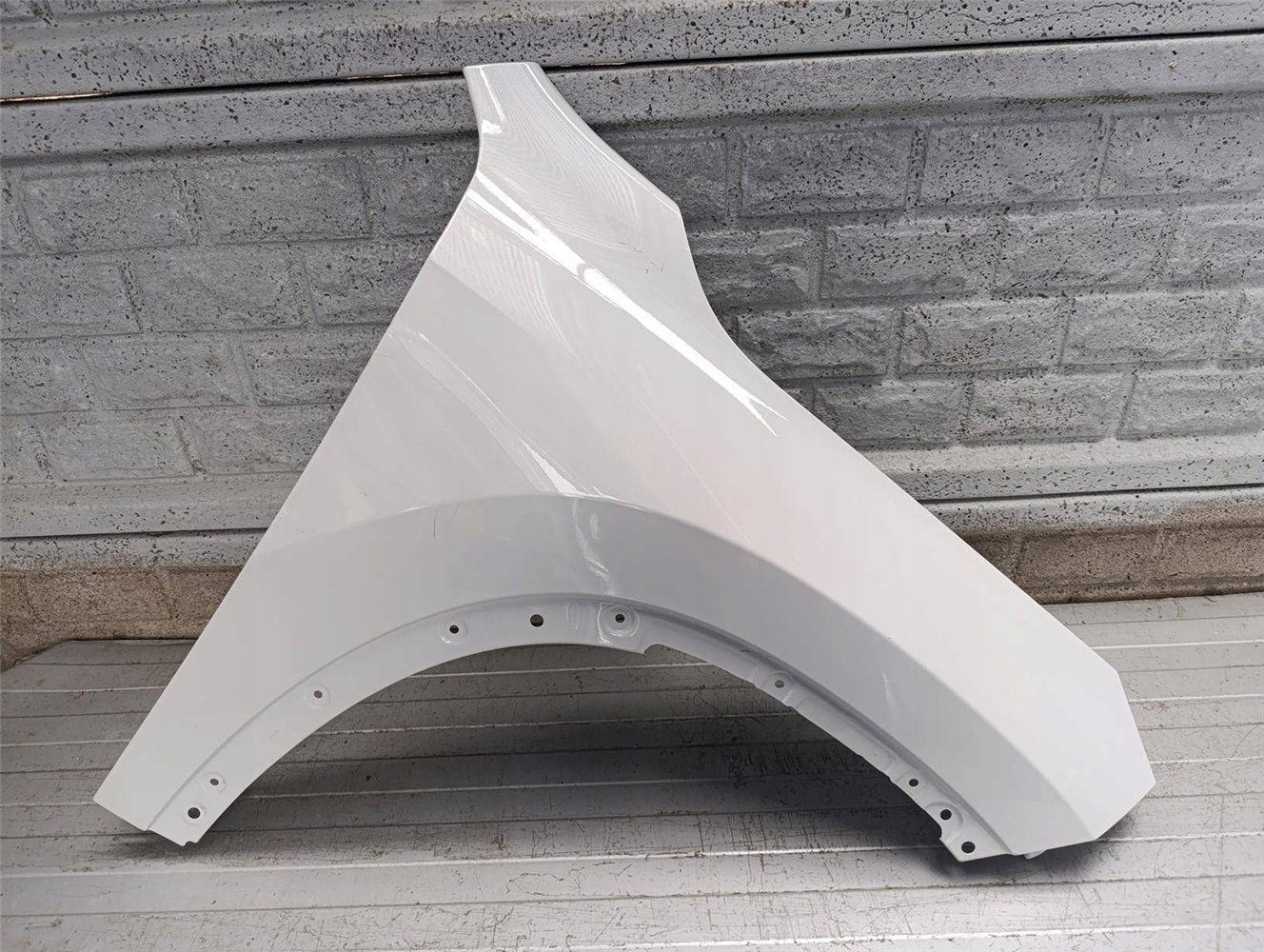 Aripa fata dreapta BMW X1 U11 2022 Oryginal