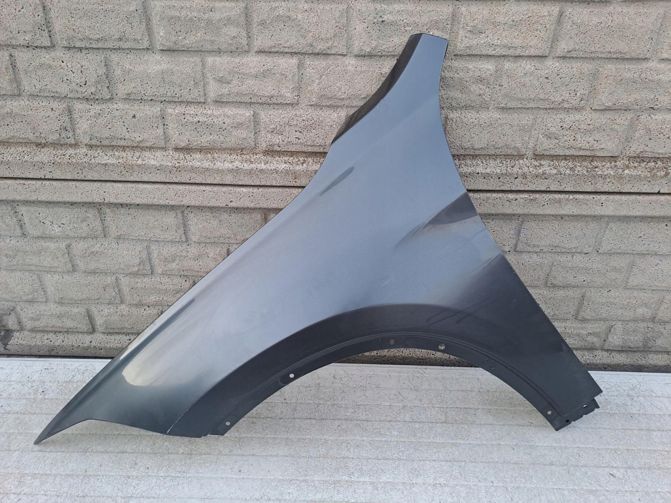 Aripa fata stanga BMW X1 F48 2015 2022