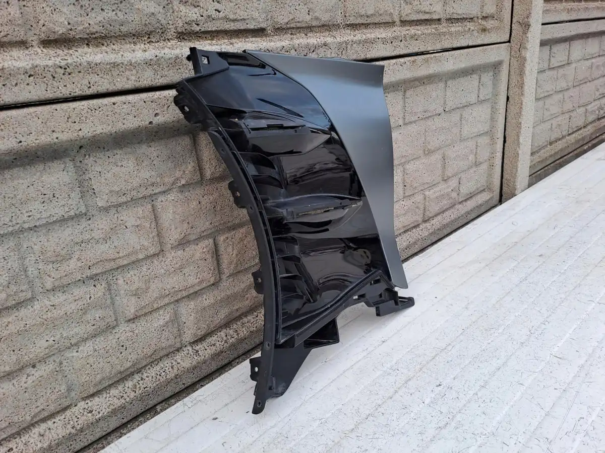 Aripa fata stanga BMW Z4 G29 2021