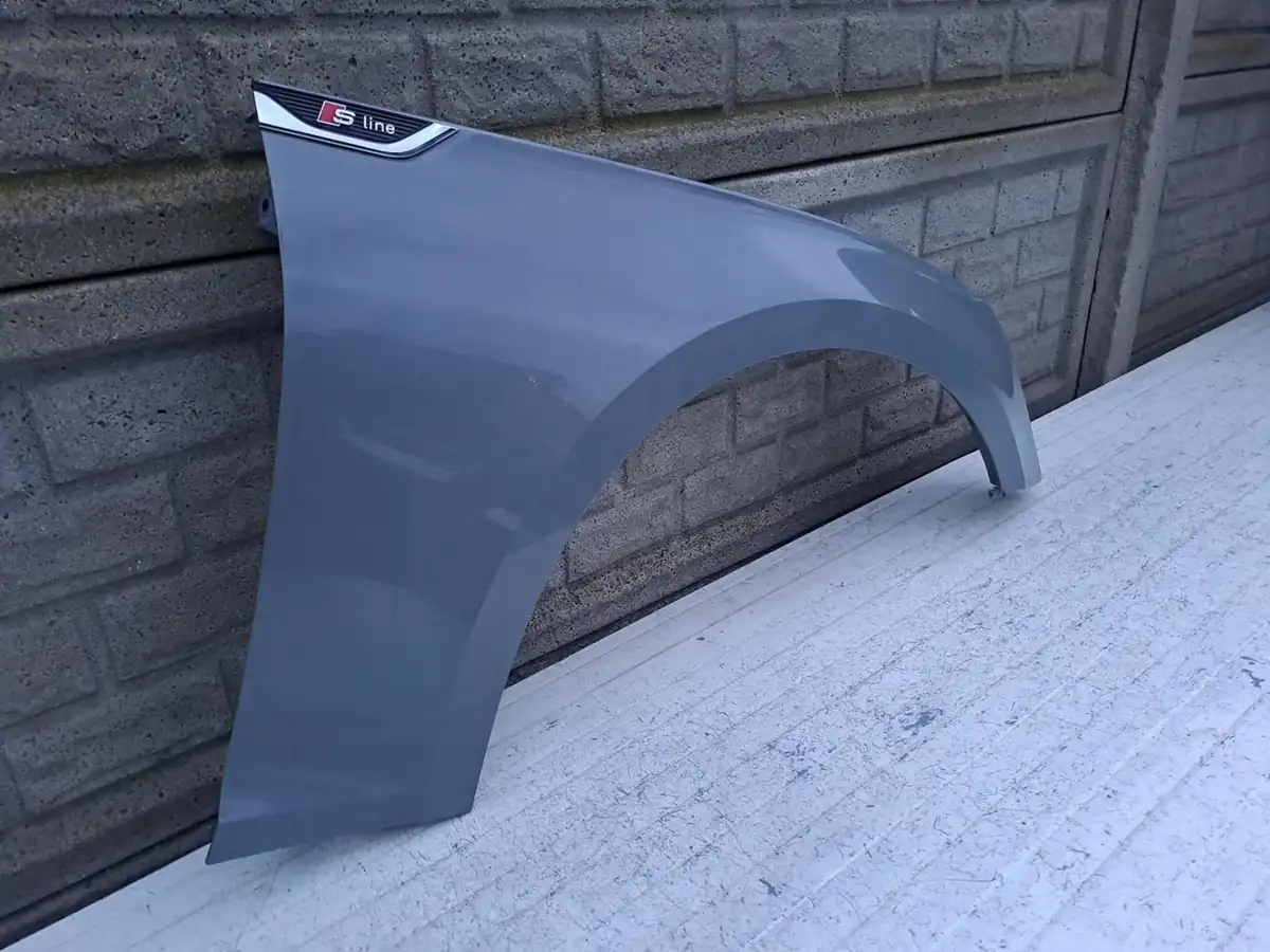 Aripa fata dreapta Audi A5 8w6 16 24