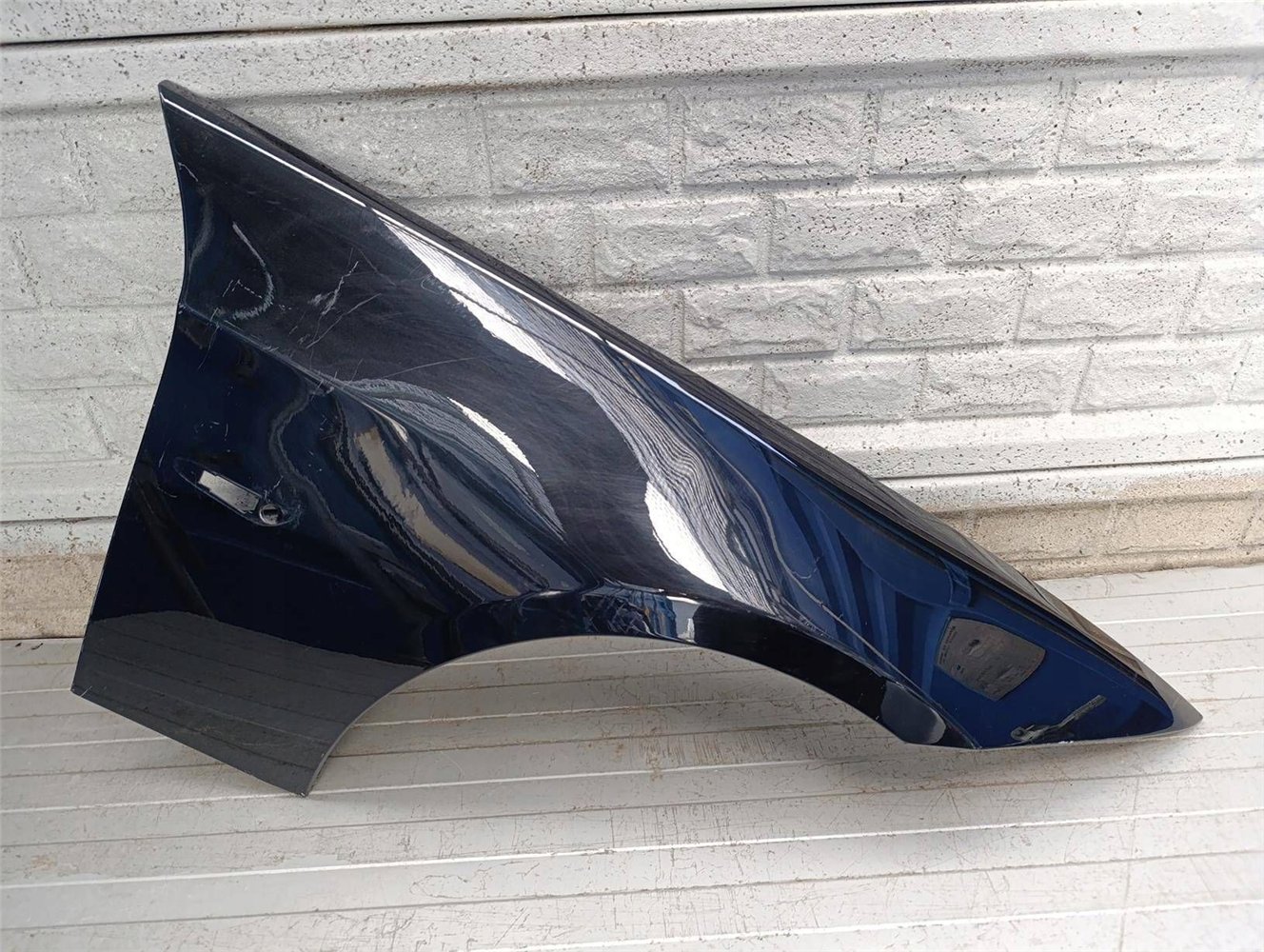 Aripa fata dreapta BMW 3 E90 E91 2004 12 Oryginal