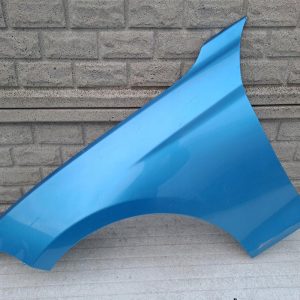 Aripa fata stanga BMW 1 11 18 F20 F21 F22
