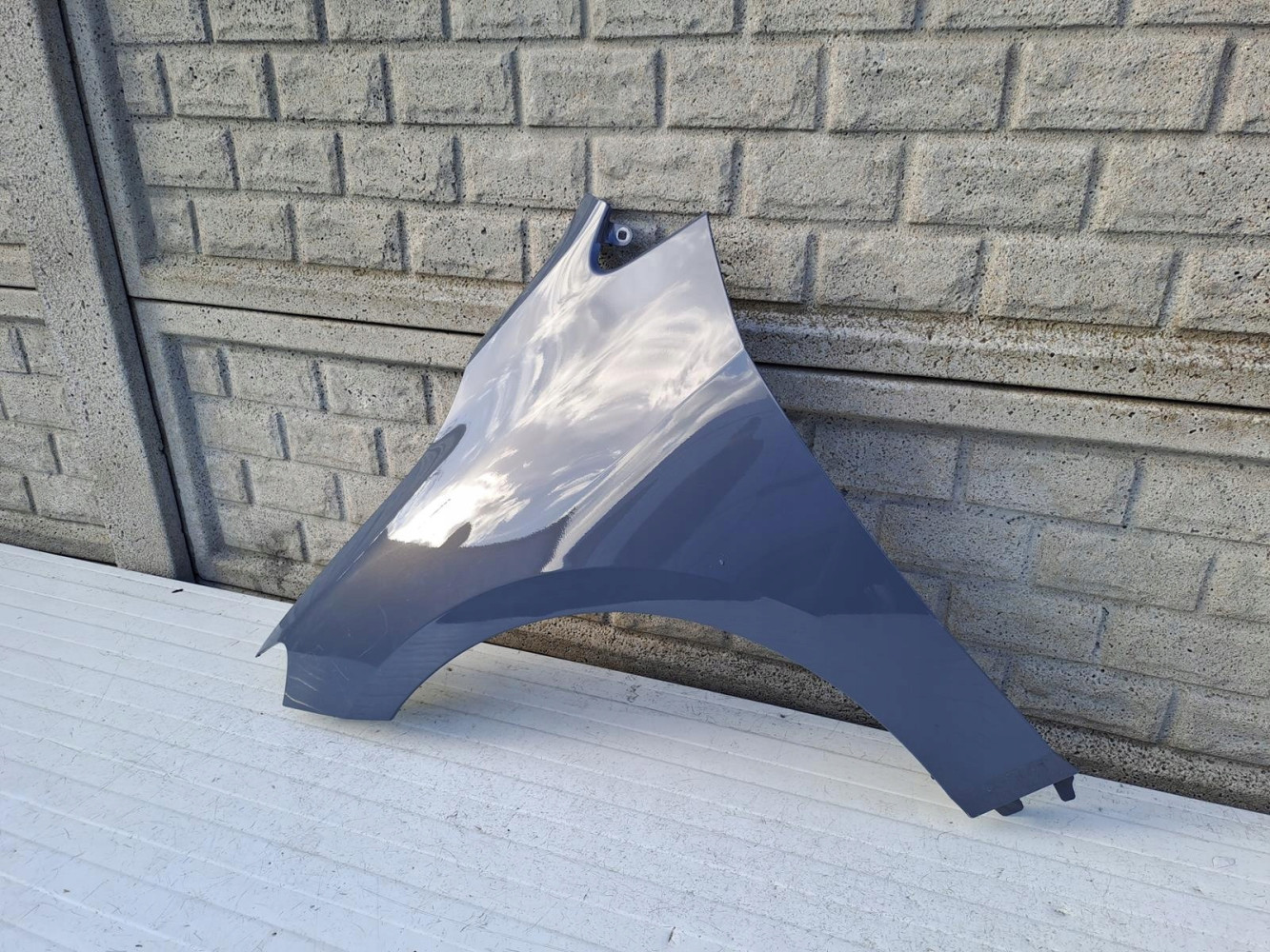 Aripa fata stanga BMW 2 Ii U06 U 06 - Image 3