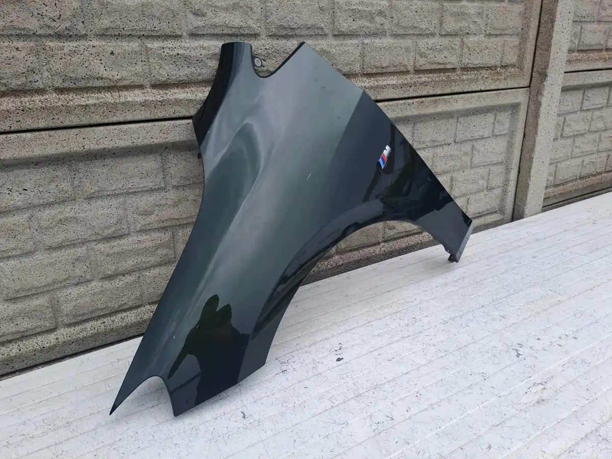 Aripa fata stanga BMW 2 Ii U06 U 06