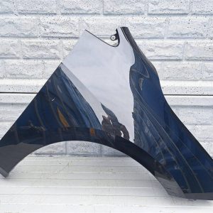 Aripa fata dreapta BMW 2 Ii U06 U 06