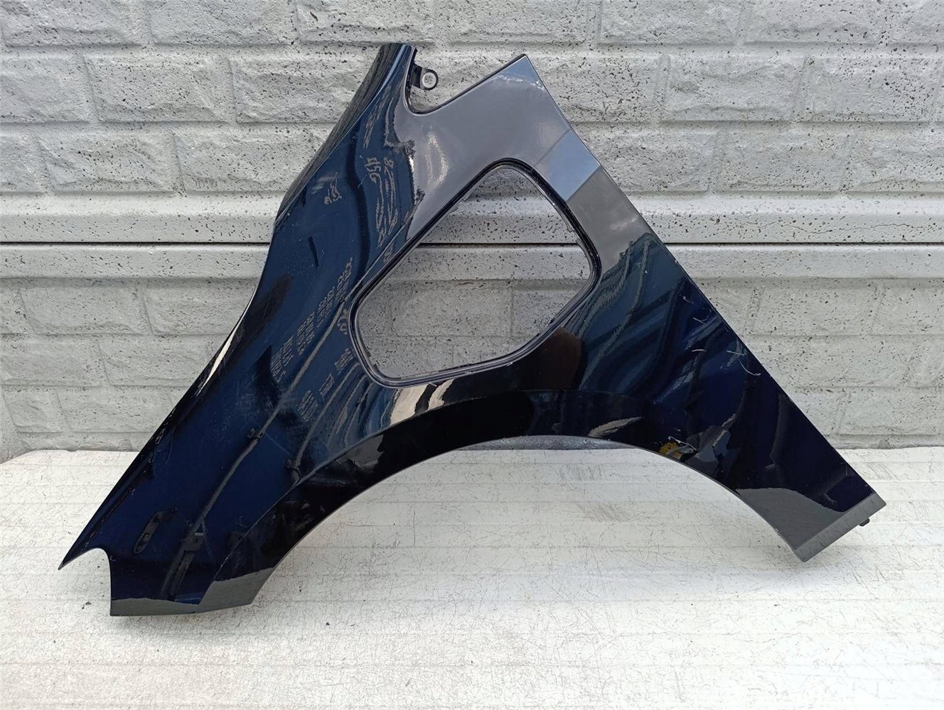 Aripa fata stanga BMW 2 Ii U06 U 06 Hybrid