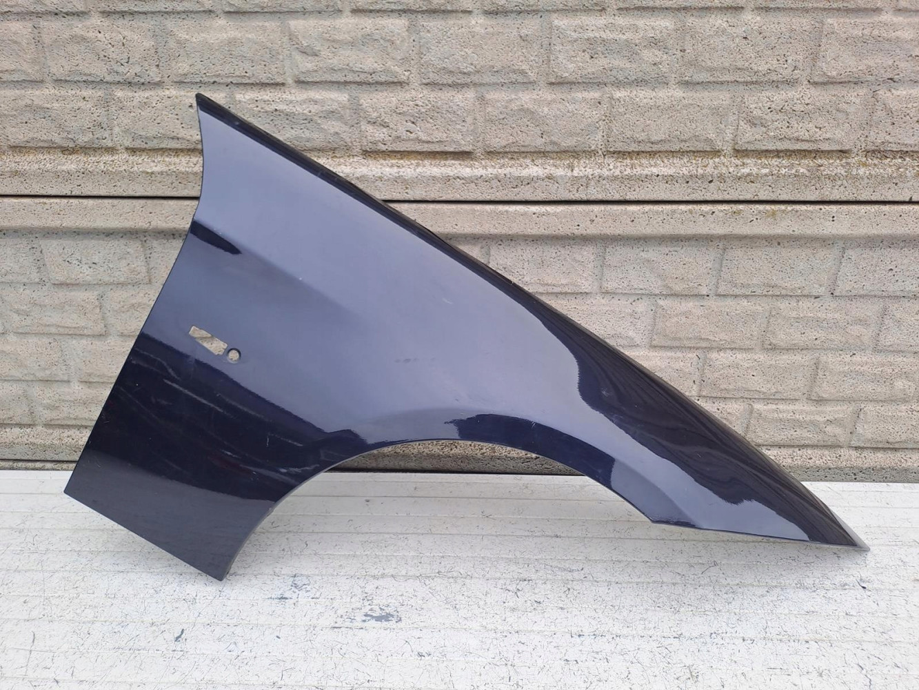 Aripa fata dreapta BMW 3 E90 E91 2004 2012