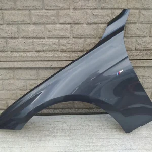 Aripa fata stanga BMW 3 F30 F31 2012 2018
