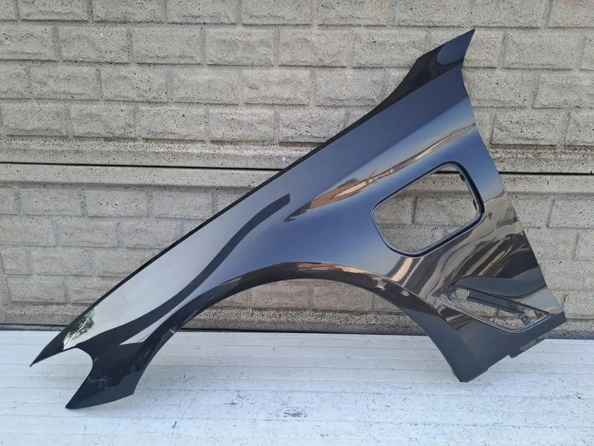Aripa fata stanga BMW 5 G30 G31 Hibrid