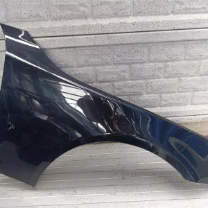 Aripa fata dreapta BMW 5 V E60 E61 2003 2010