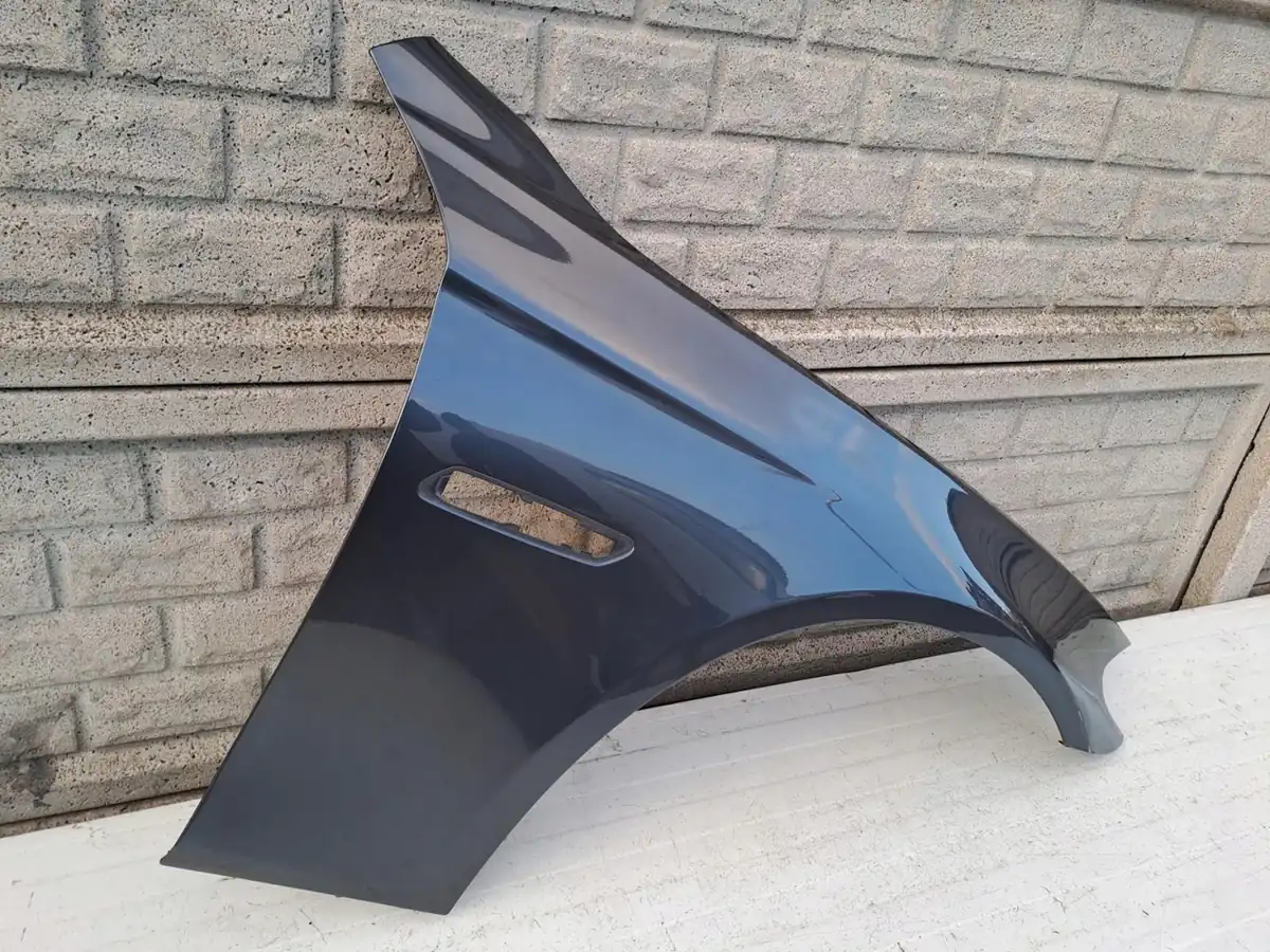 Aripa fata dreapta BMW 5 V F10 F11 2009 2017
