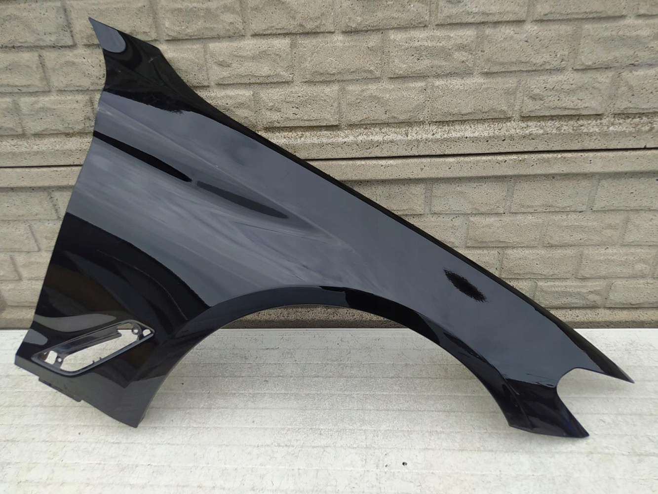 Aripa fata dreapta BMW 5 V G30 G31 2017 2022