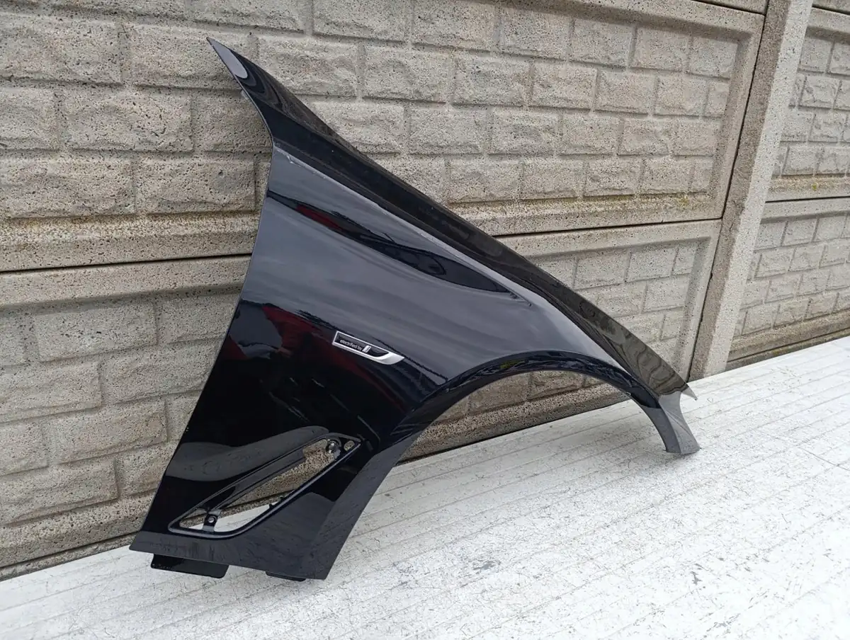 Aripa fata dreapta BMW 5 V G30 G31 2017 2023