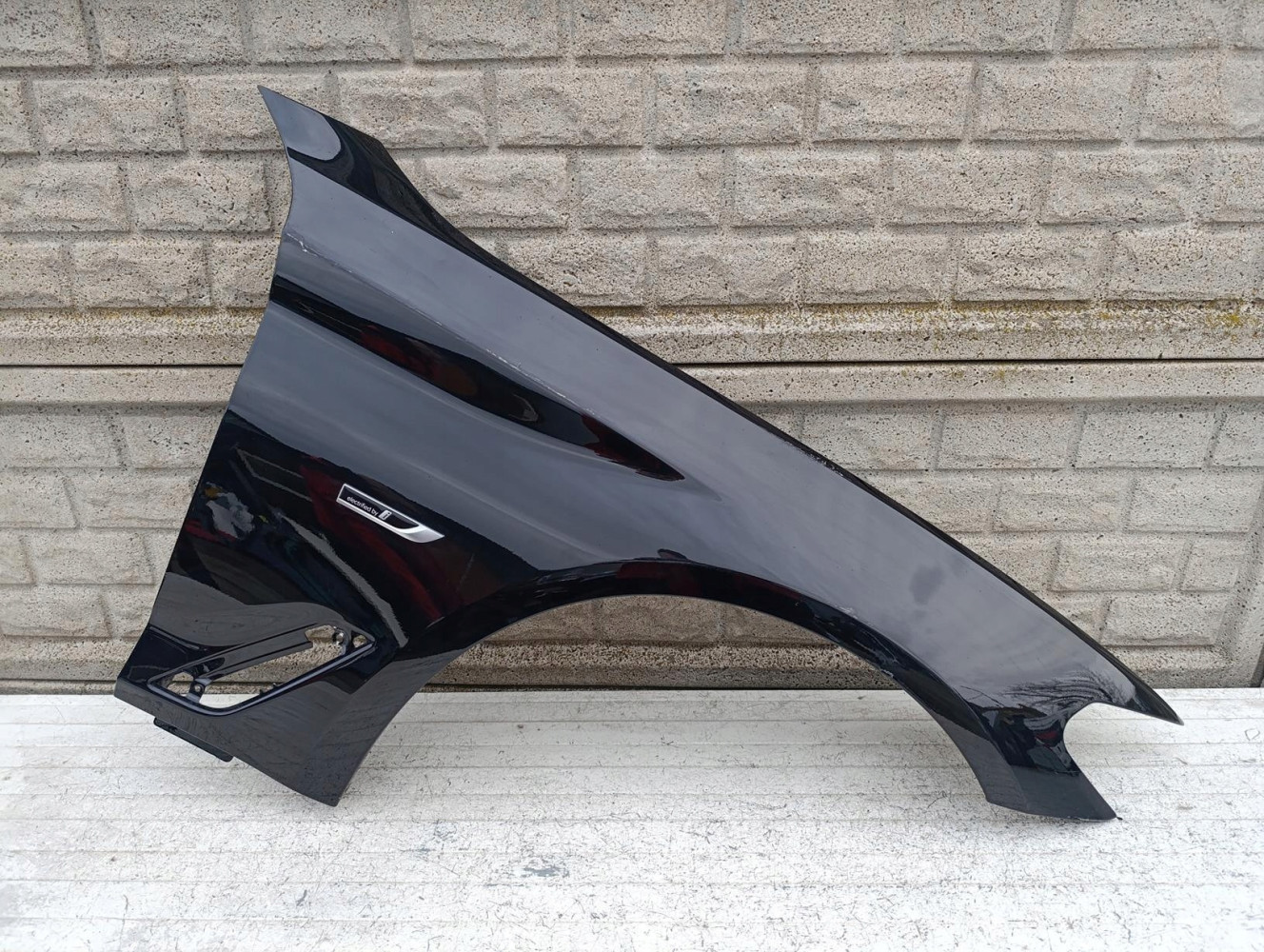 Aripa fata dreapta BMW 5 V G30 G31 2017 2023