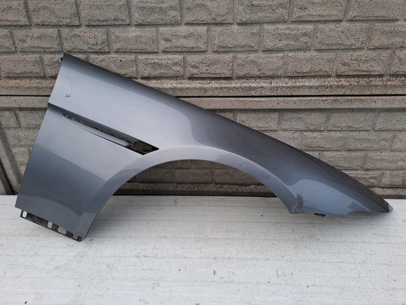 Aripa fata dreapta BMW 6 E63 E64